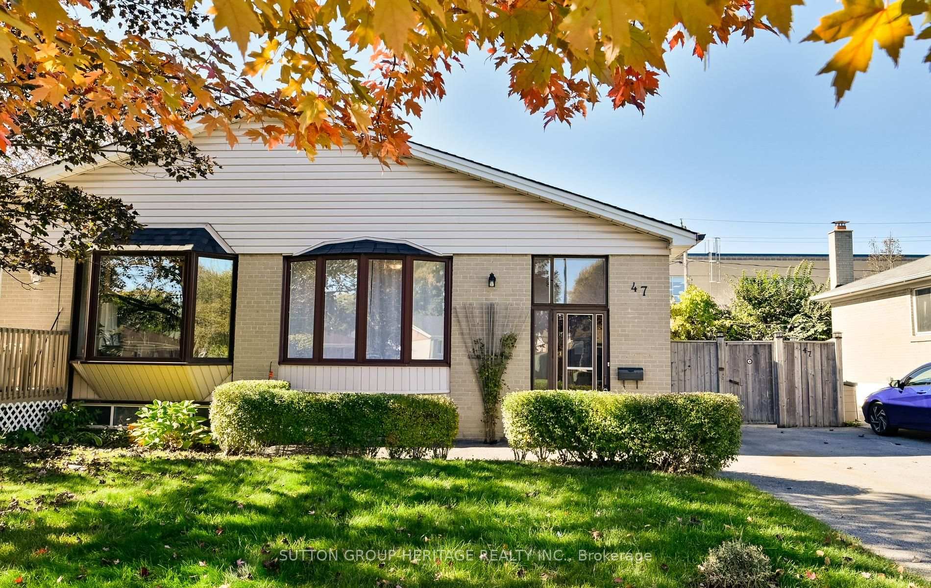 Photo 2 of 47 Burcher Road, Ajax, South East — HOMEH