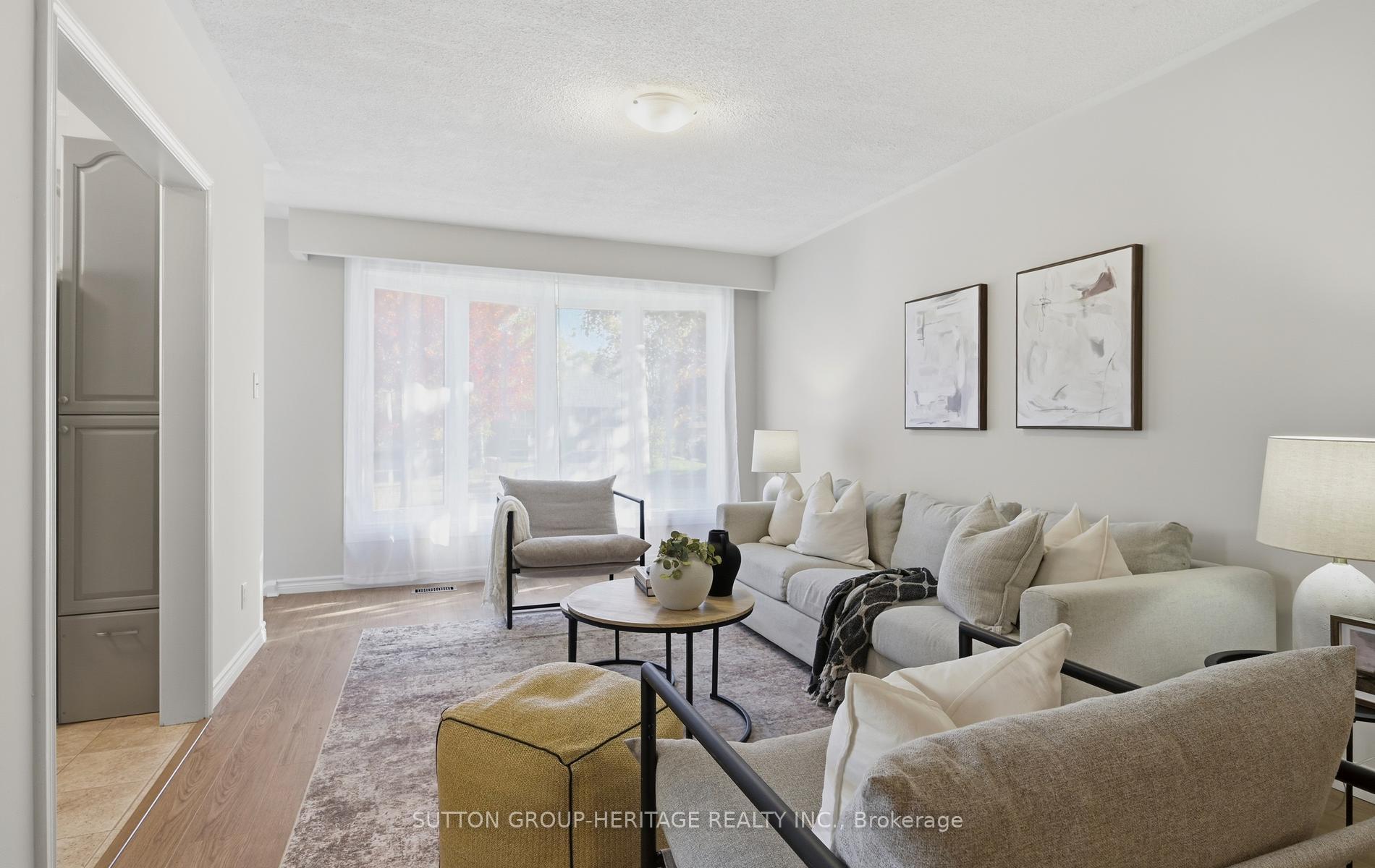 Photo 7 of 47 Burcher Road, Ajax, South East — HOMEH