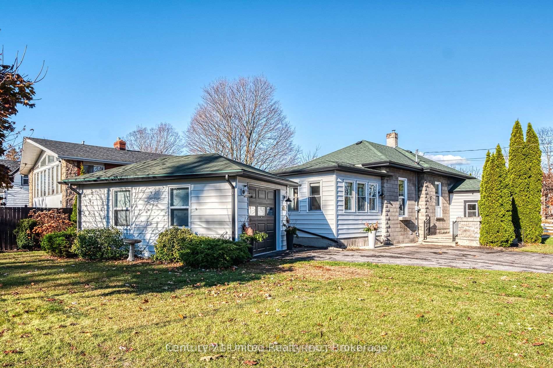 Photo 2 of 385 George Street, Cobourg — HOMEH