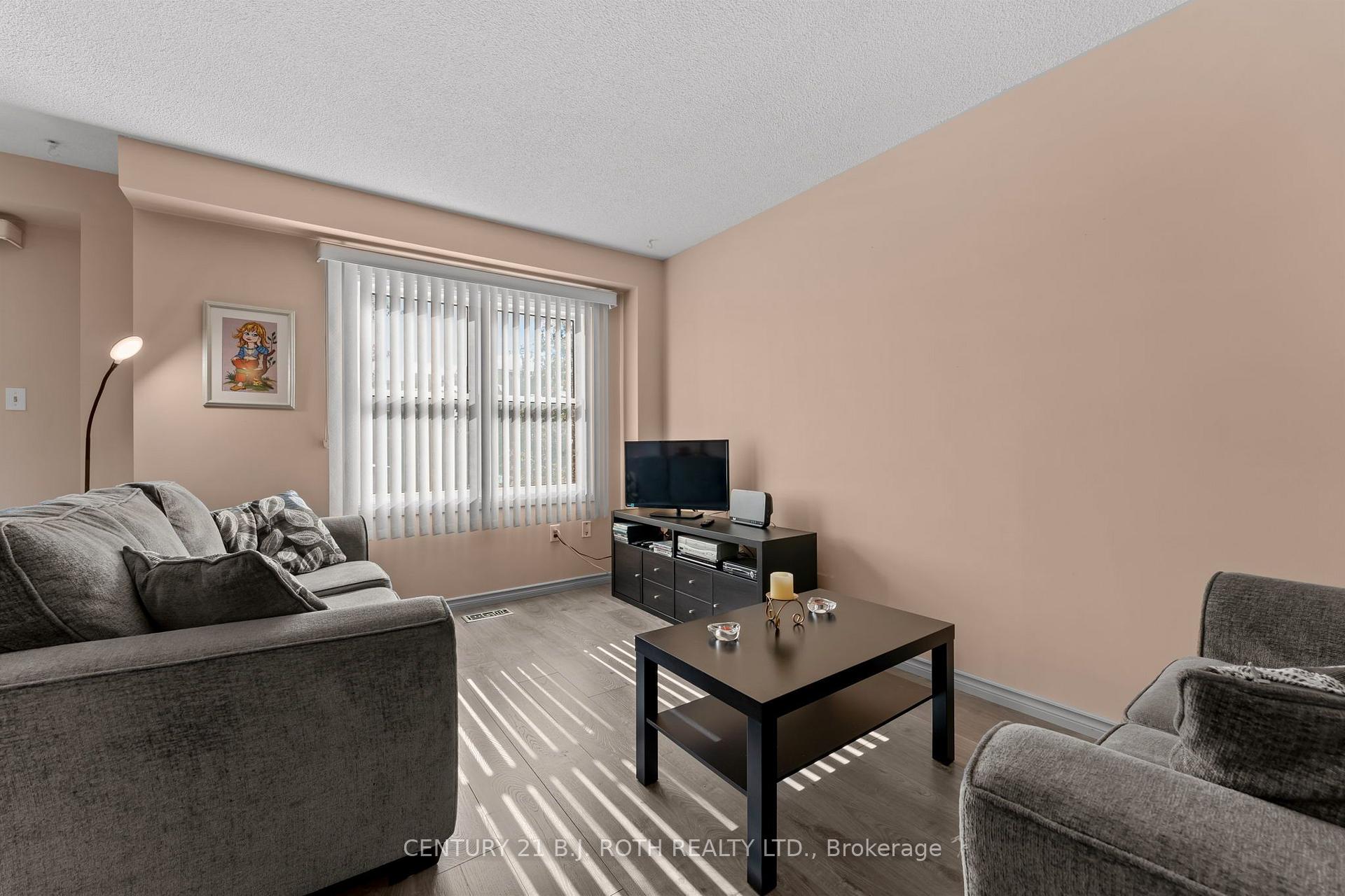 Photo 14 of 74 Ritva Court E, Richmond Hill, North Richvale — HOMEH