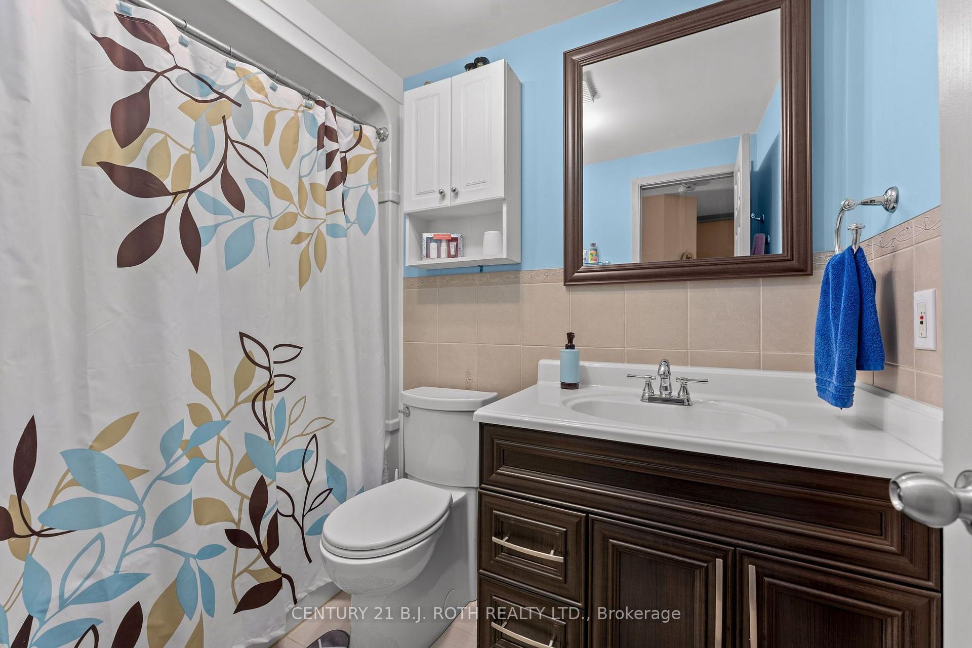 Photo 17 of 74 Ritva Court E, Richmond Hill, North Richvale — HOMEH