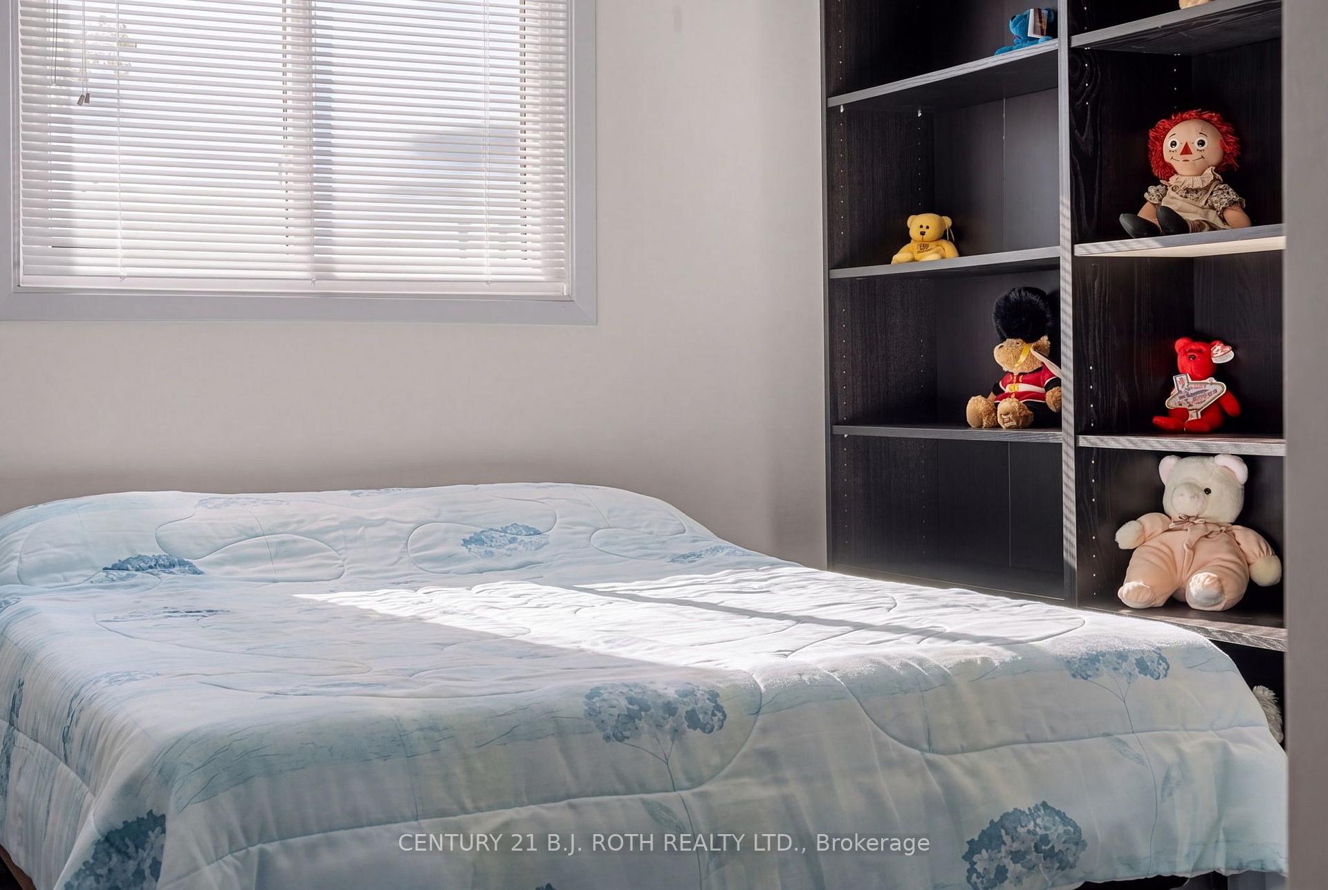Photo 24 of 74 Ritva Court E, Richmond Hill, North Richvale — HOMEH