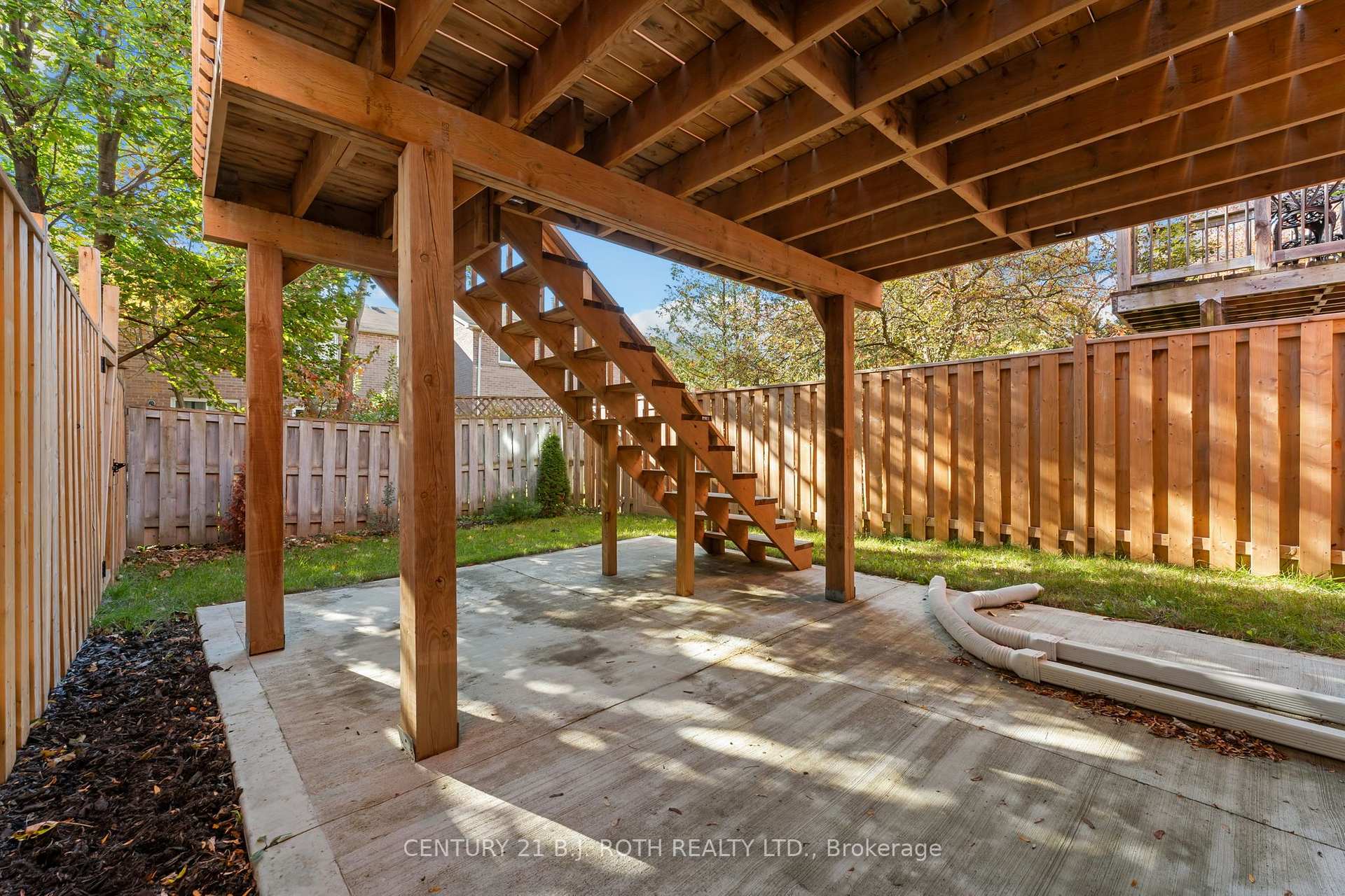 Photo 30 of 74 Ritva Court E, Richmond Hill, North Richvale — HOMEH