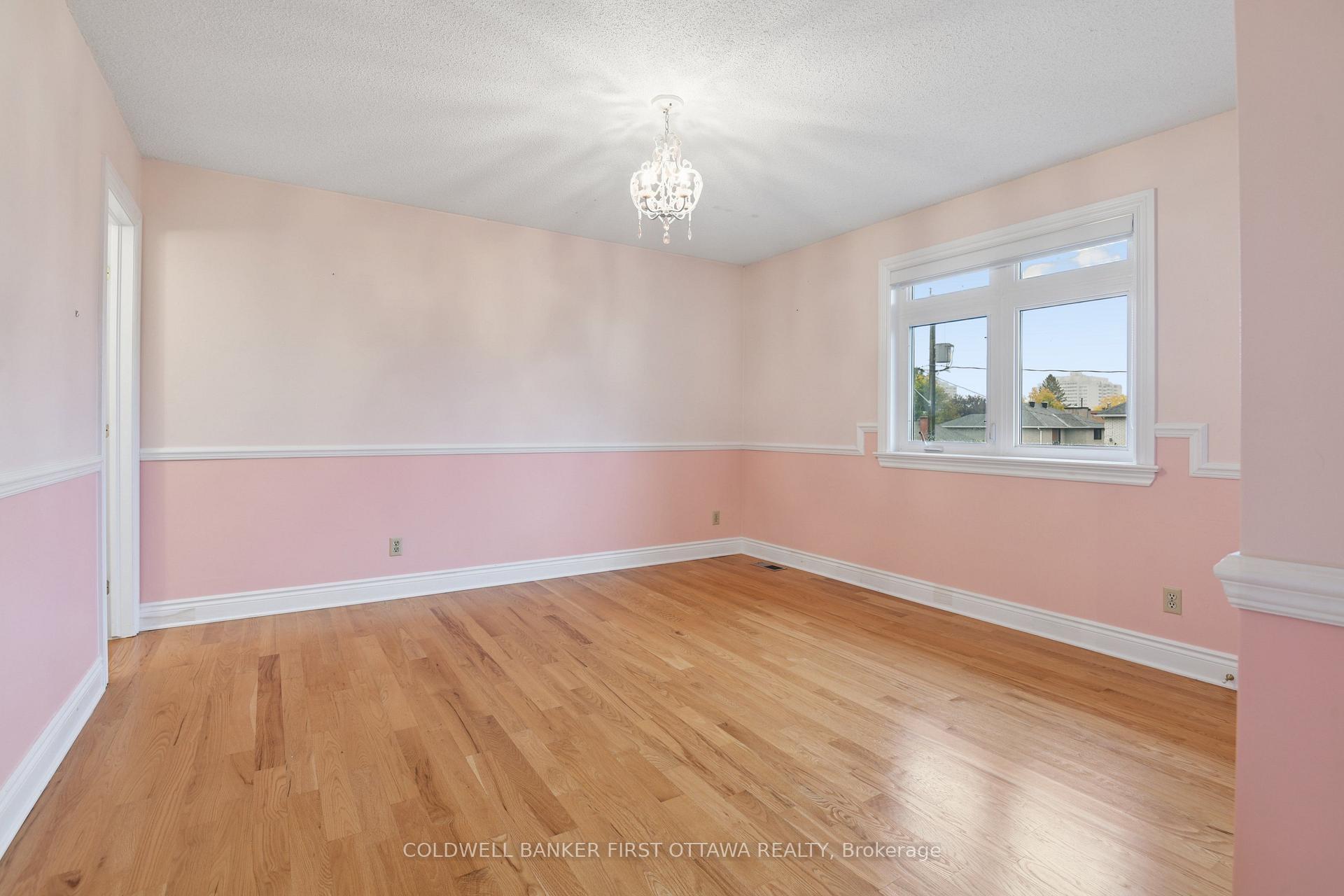 Photo 21 of 1512 Arnhem Street, Ottawa, Carleton Heights — HOMEH