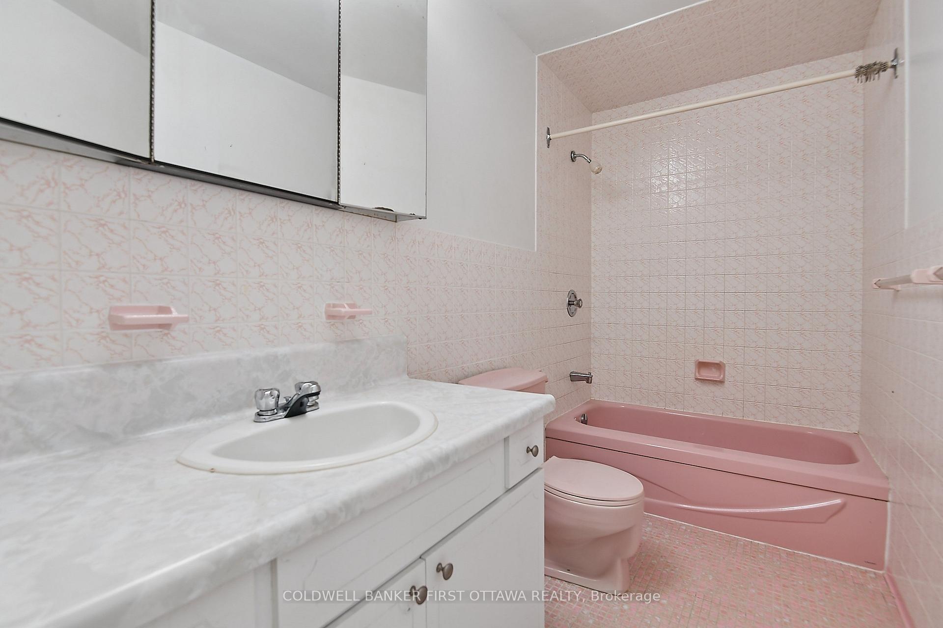 Photo 25 of 1512 Arnhem Street, Ottawa, Carleton Heights — HOMEH