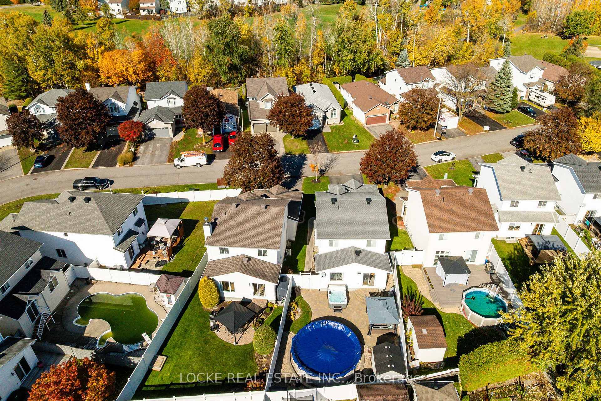 Photo 46 of 2174 Saturn Crescent, Ottawa, Fallingbrook/Gardenway South — HOMEH