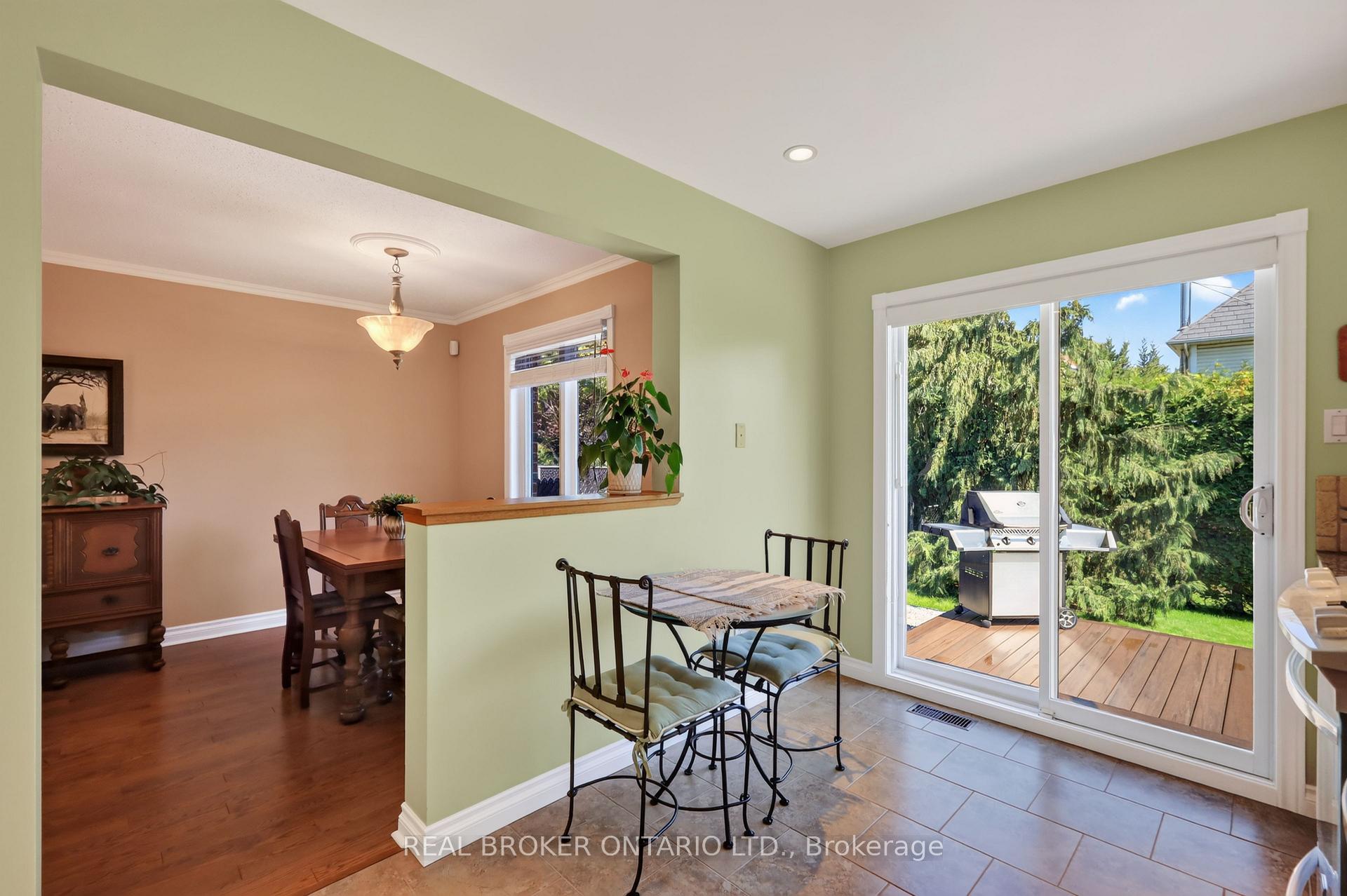 Photo 11 of 140 Montana Way, Ottawa, Barrhaven - Longfields — HOMEH