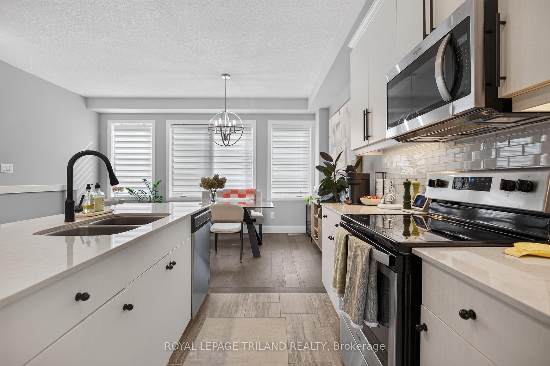 Photo 10 of Unit 102, 2070 Meadowgate Boulevard, London, South U — HOMEH
