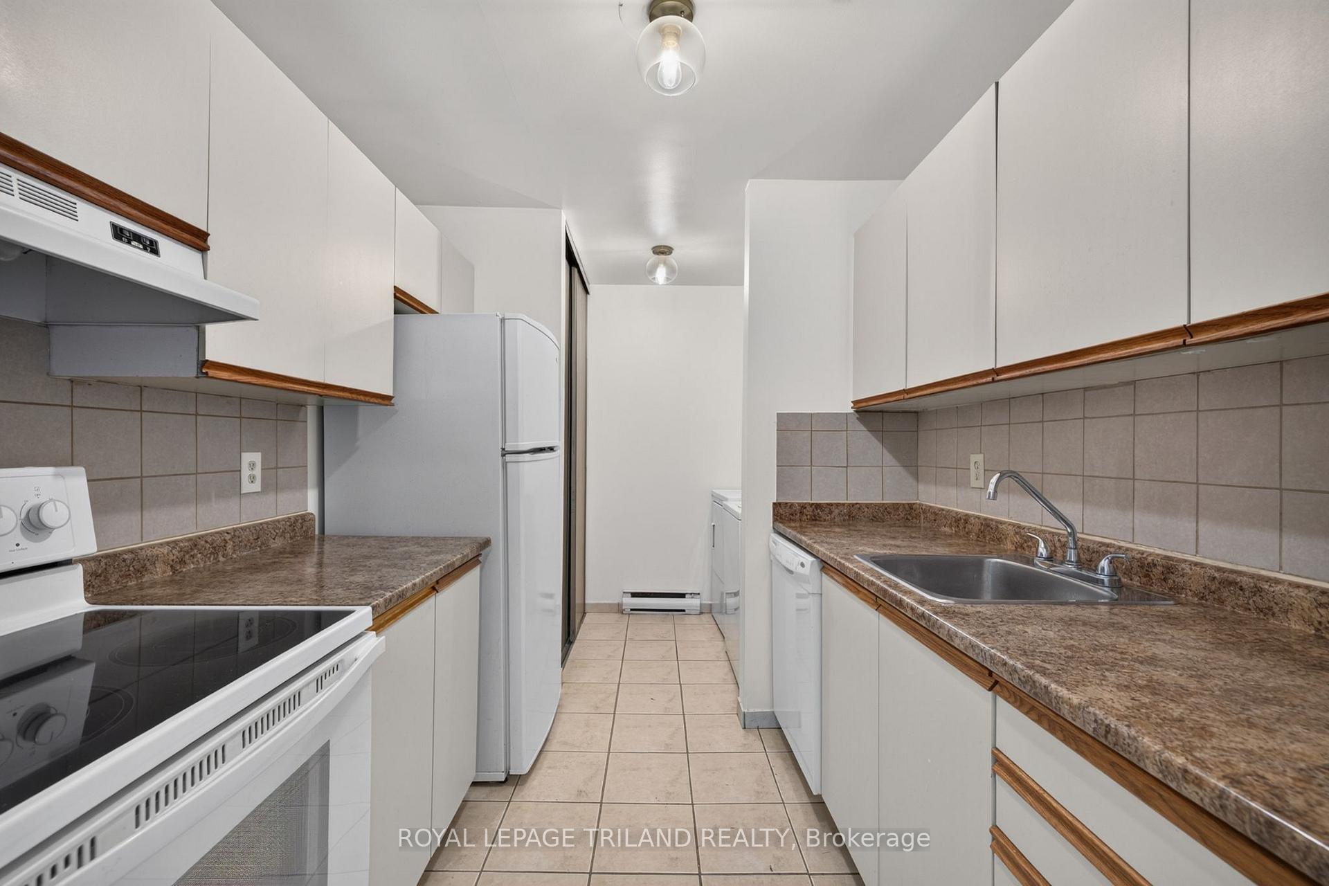 Photo 12 of Unit 130, 1096 Jalna Boulevard, London, South X — HOMEH