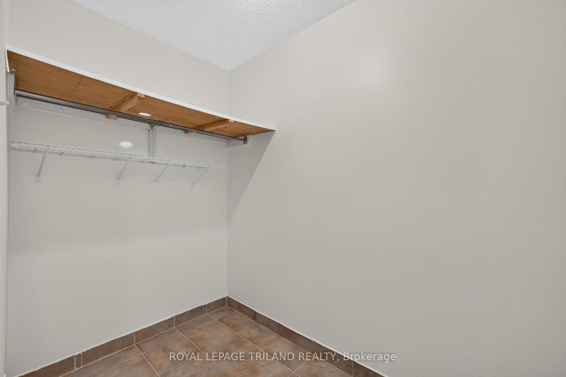 Photo 18 of Unit 130, 1096 Jalna Boulevard, London, South X — HOMEH