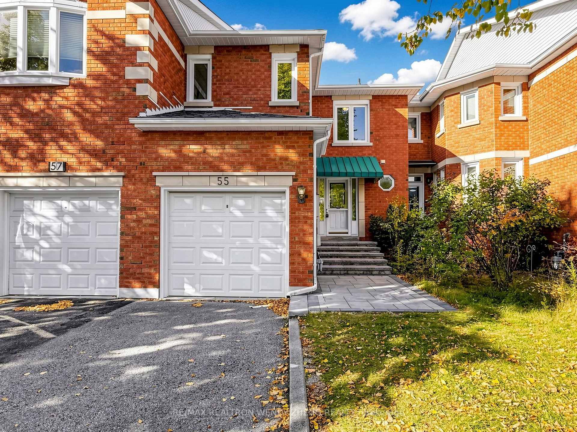 Photo 1 of 55 Brownstone Circle, Vaughan, Crestwood-Springfarm-Yorkhill — HOMEH