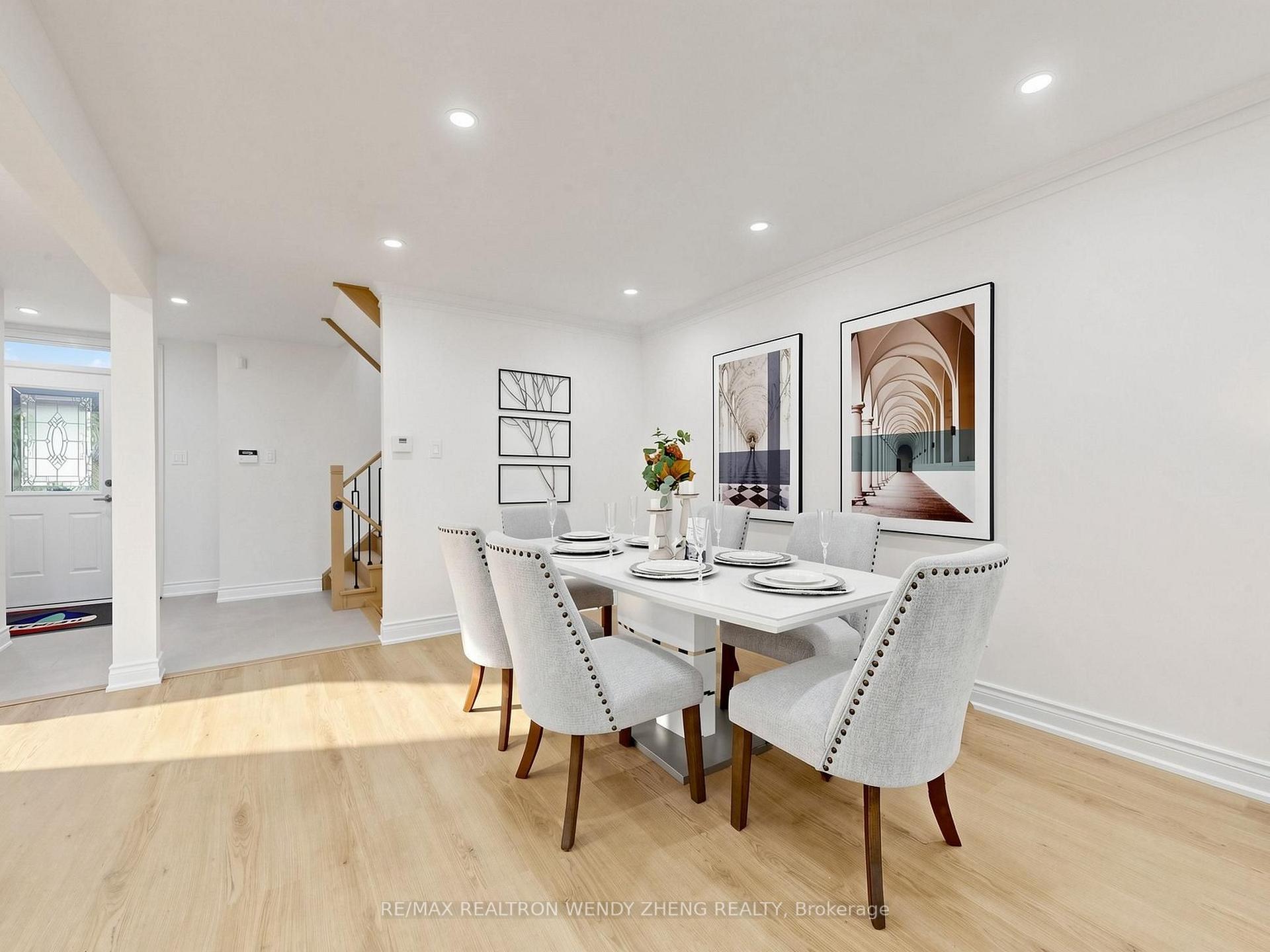 Photo 10 of 55 Brownstone Circle, Vaughan, Crestwood-Springfarm-Yorkhill — HOMEH