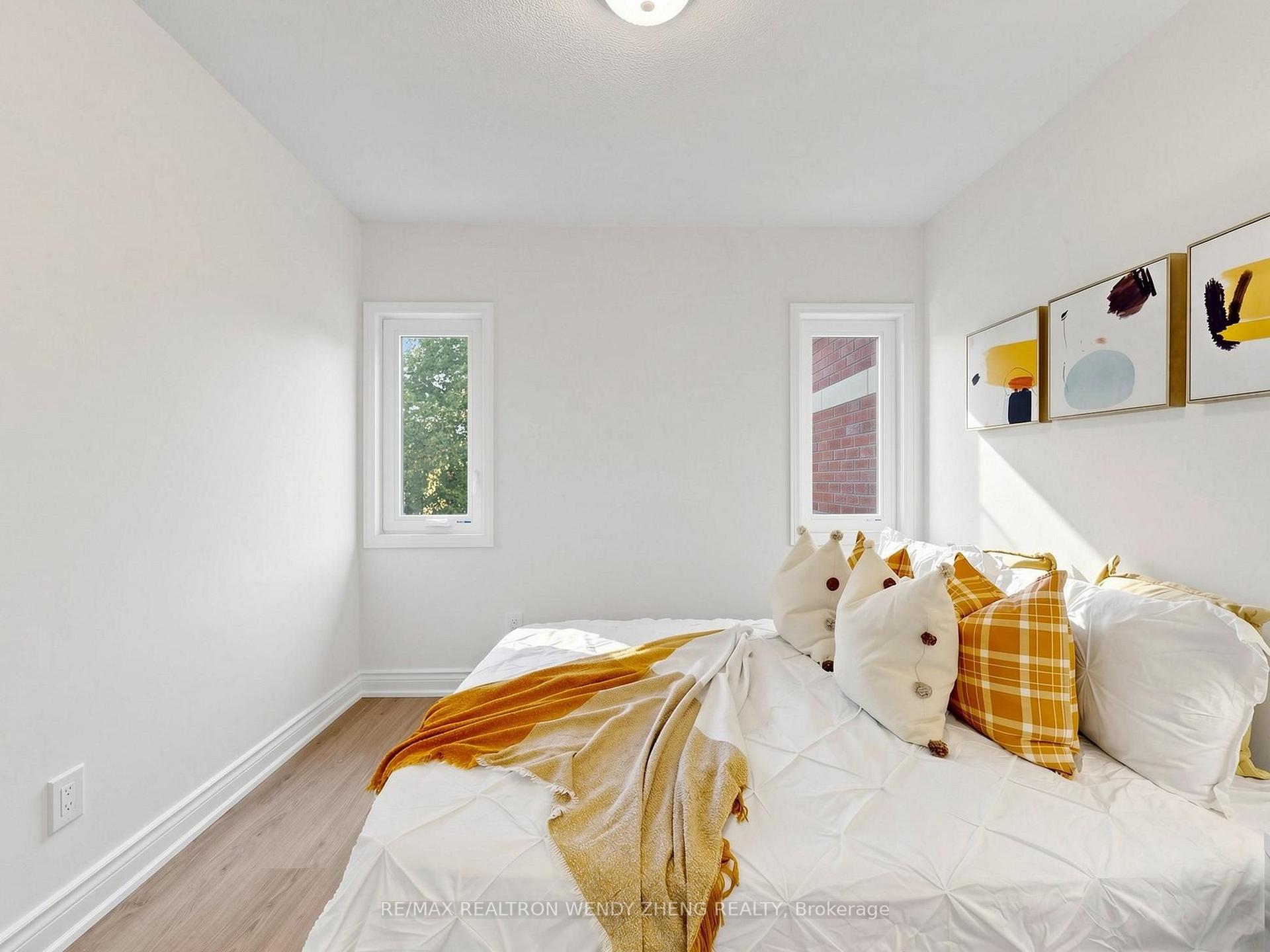 Photo 27 of 55 Brownstone Circle, Vaughan, Crestwood-Springfarm-Yorkhill — HOMEH