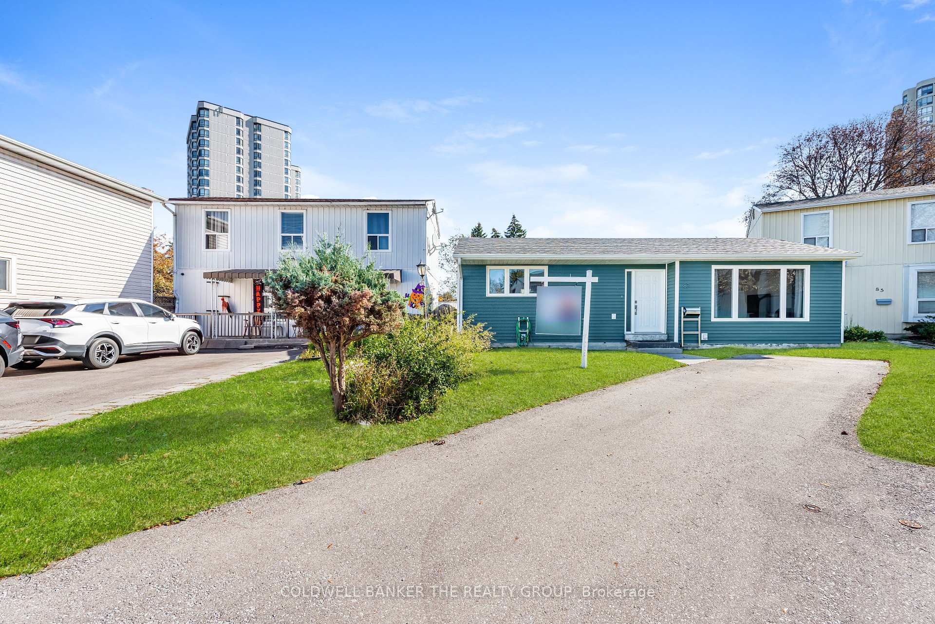 Photo 6 of 87 Huntingwood Crescent, Brampton, Central Park — HOMEH