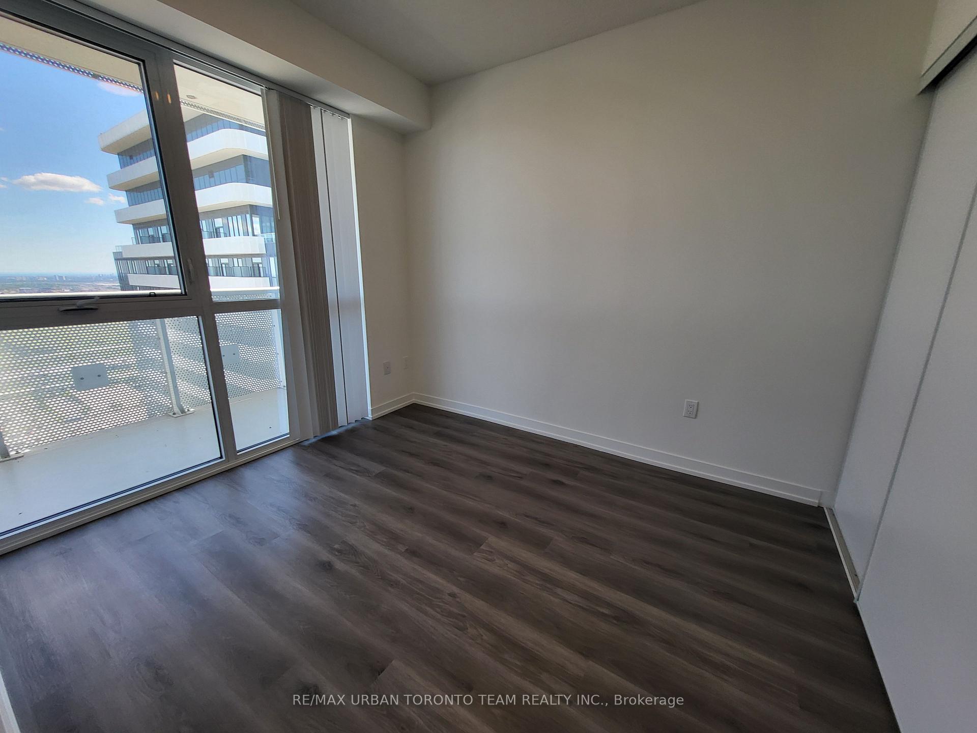 Photo 5 of Unit 5805, 225 Commerce Street, Vaughan, Vaughan Corporate Centre — HOMEH