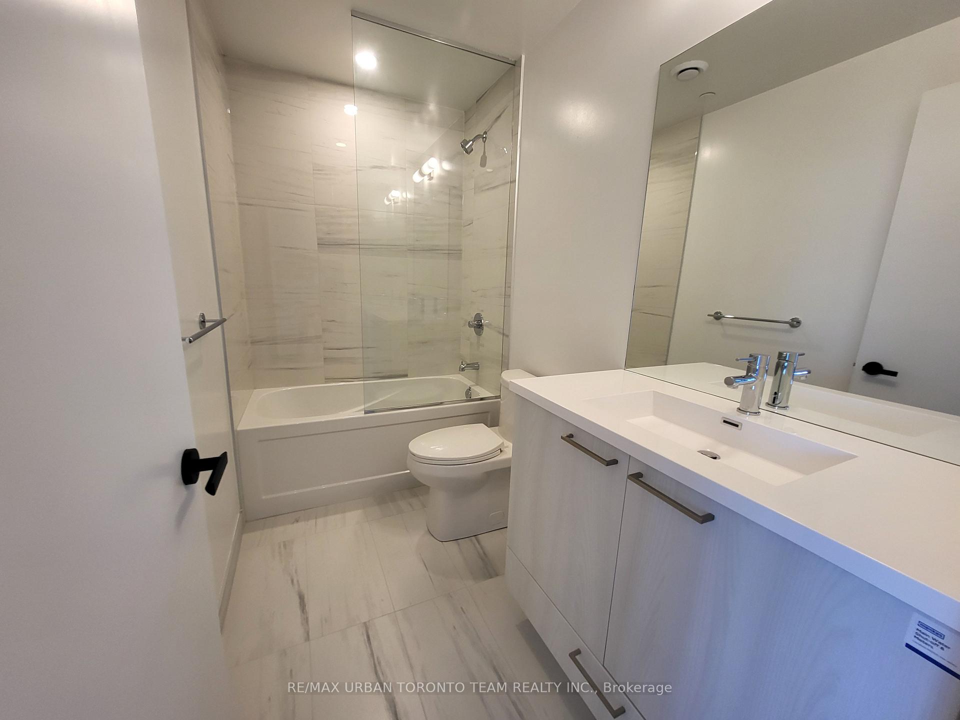 Photo 7 of Unit 5805, 225 Commerce Street, Vaughan, Vaughan Corporate Centre — HOMEH
