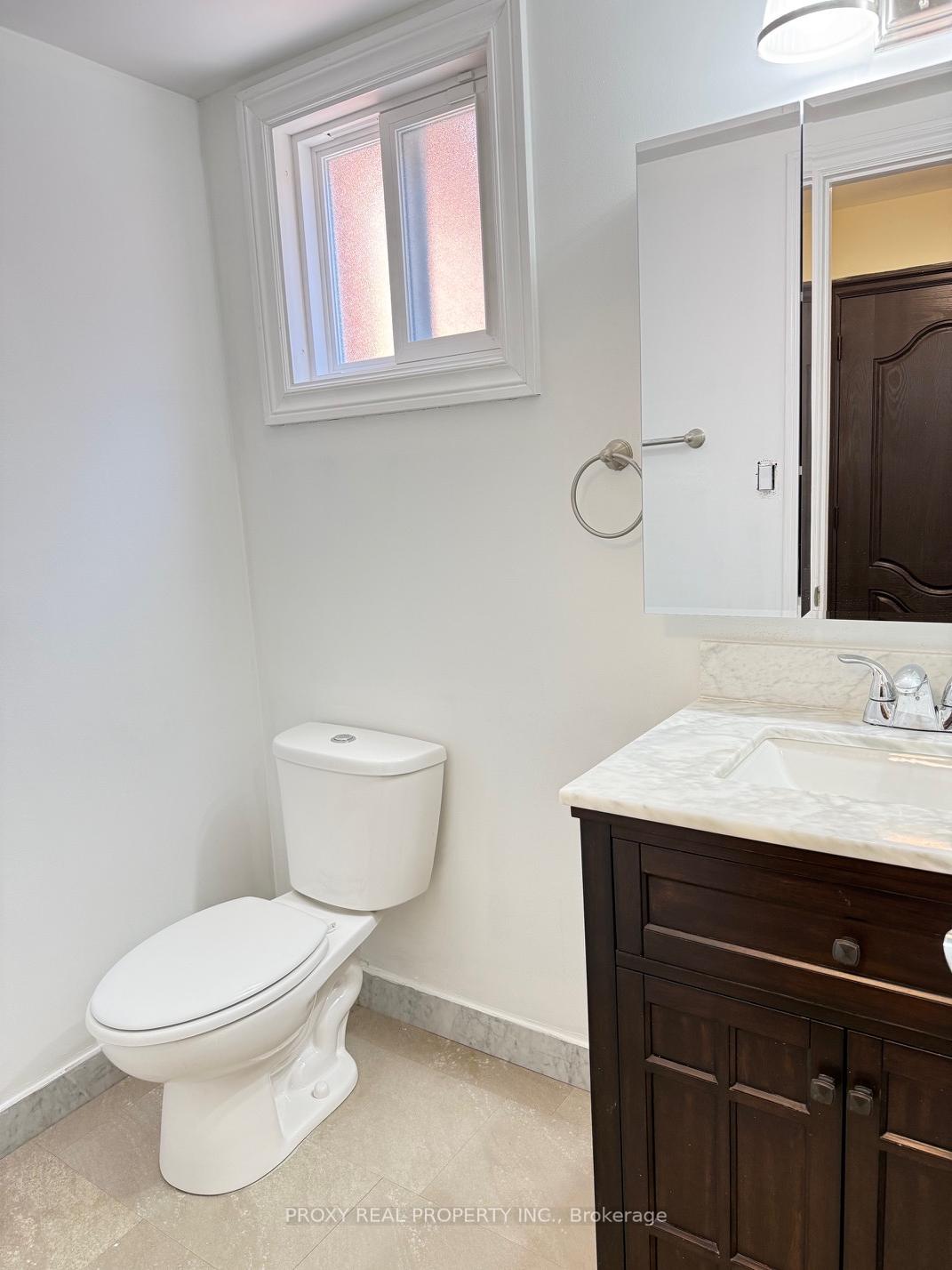 Photo 11 of Unit Main and Second, 49 Gray Crescent, Richmond Hill, North Richvale — HOMEH