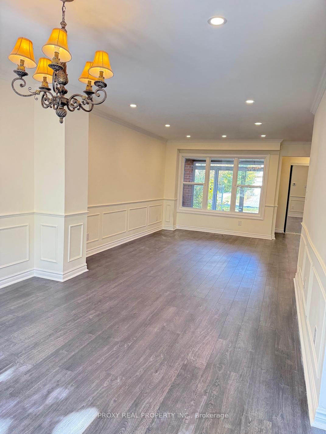 Photo 13 of Unit Main and Second, 49 Gray Crescent, Richmond Hill, North Richvale — HOMEH