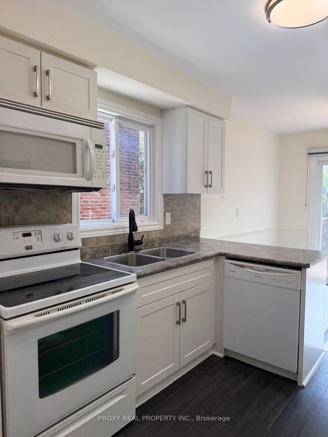 Photo 19 of Unit Main and Second, 49 Gray Crescent, Richmond Hill, North Richvale — HOMEH