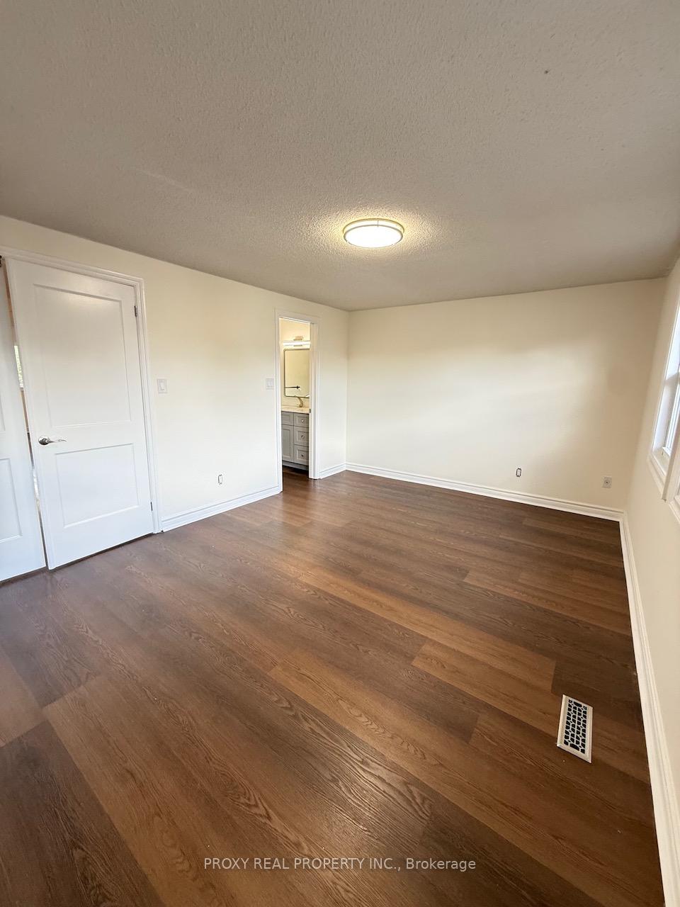 Photo 32 of Unit Main and Second, 49 Gray Crescent, Richmond Hill, North Richvale — HOMEH