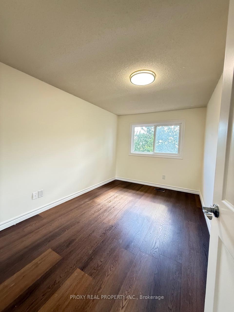 Photo 40 of Unit Main and Second, 49 Gray Crescent, Richmond Hill, North Richvale — HOMEH