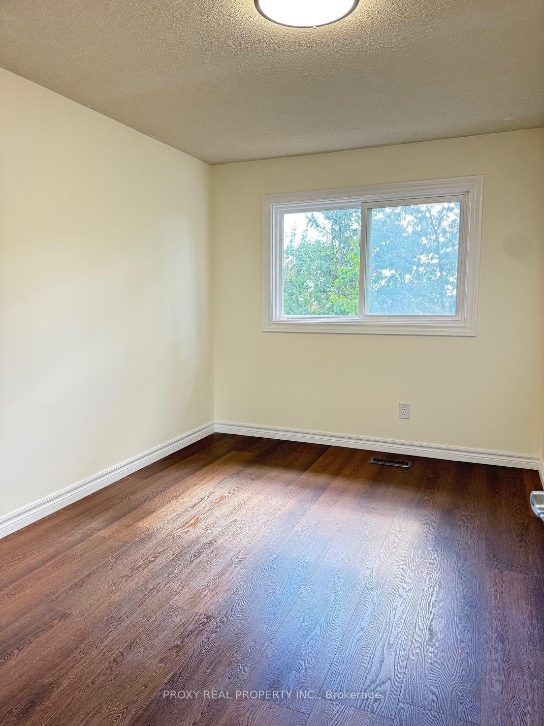 Photo 41 of Unit Main and Second, 49 Gray Crescent, Richmond Hill, North Richvale — HOMEH