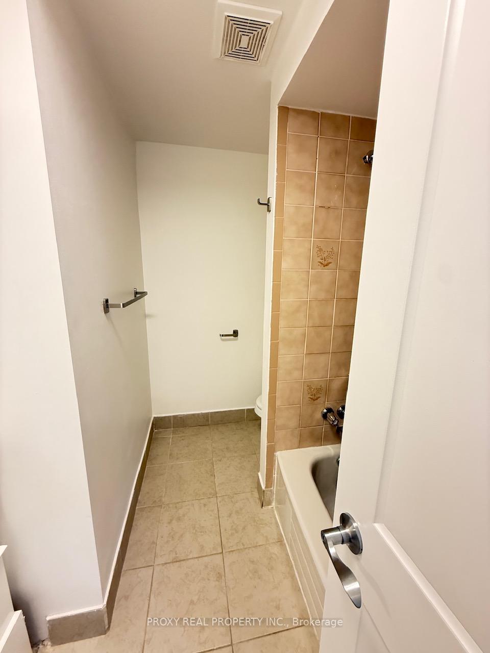 Photo 44 of Unit Main and Second, 49 Gray Crescent, Richmond Hill, North Richvale — HOMEH
