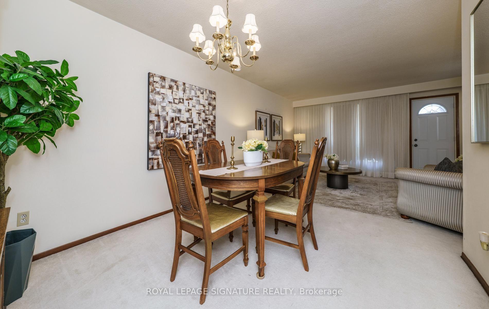 Photo 7 of 57 Darnborough Way, Scarborough, L'Amoreaux — HOMEH