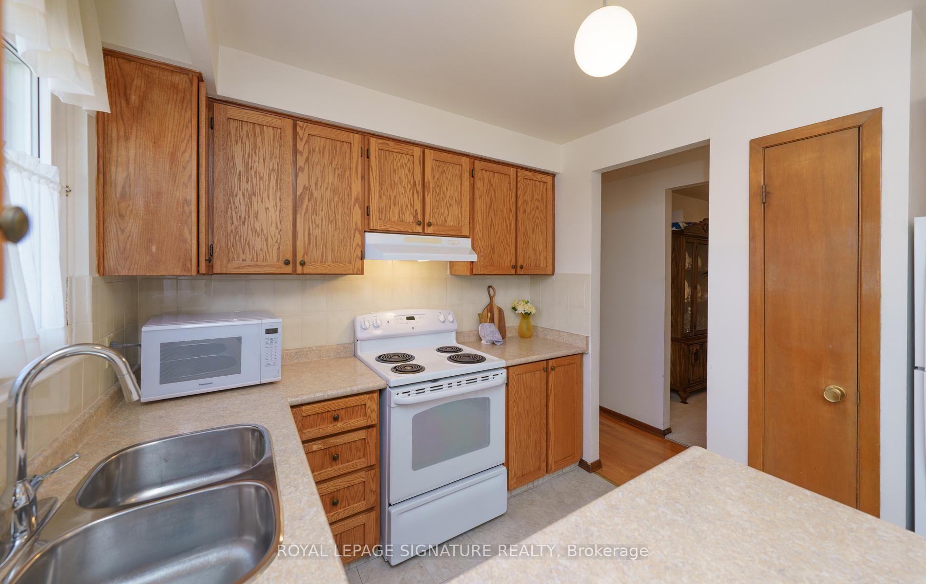 Photo 11 of 57 Darnborough Way, Scarborough, L'Amoreaux — HOMEH