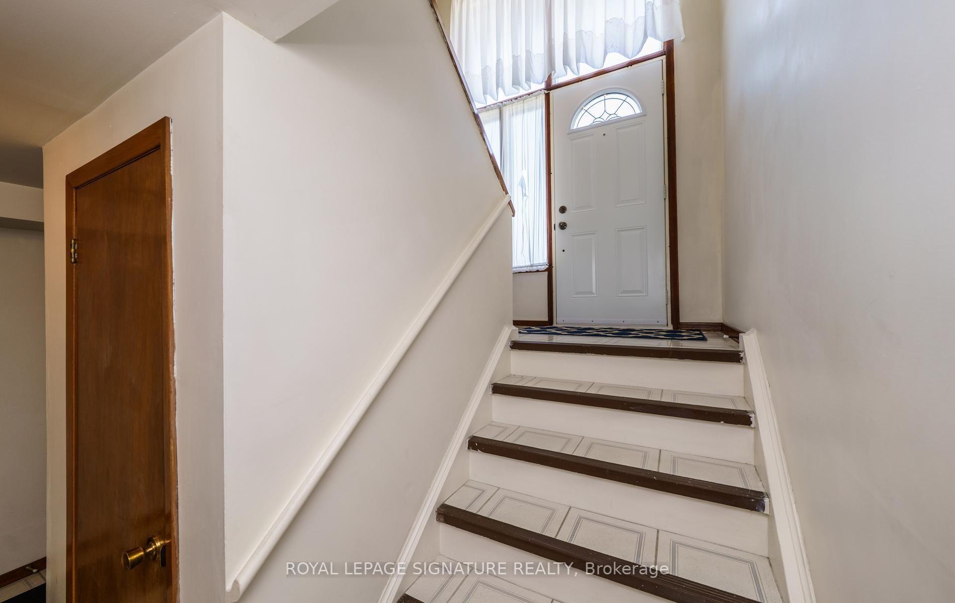 Photo 20 of 57 Darnborough Way, Scarborough, L'Amoreaux — HOMEH