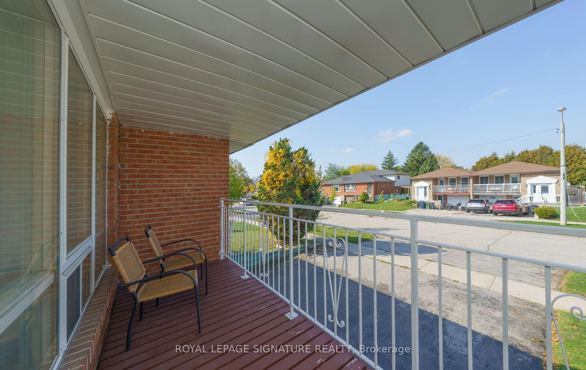 Photo 29 of 57 Darnborough Way, Scarborough, L'Amoreaux — HOMEH