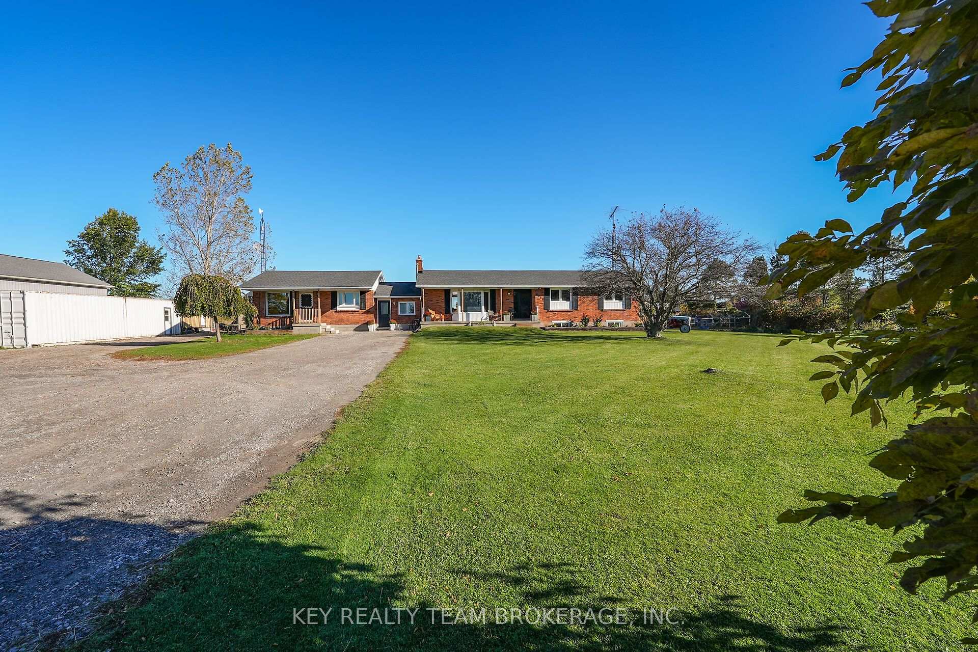 Photo 2 of 3216 Hall Road, Hamilton, Binbrook — HOMEH