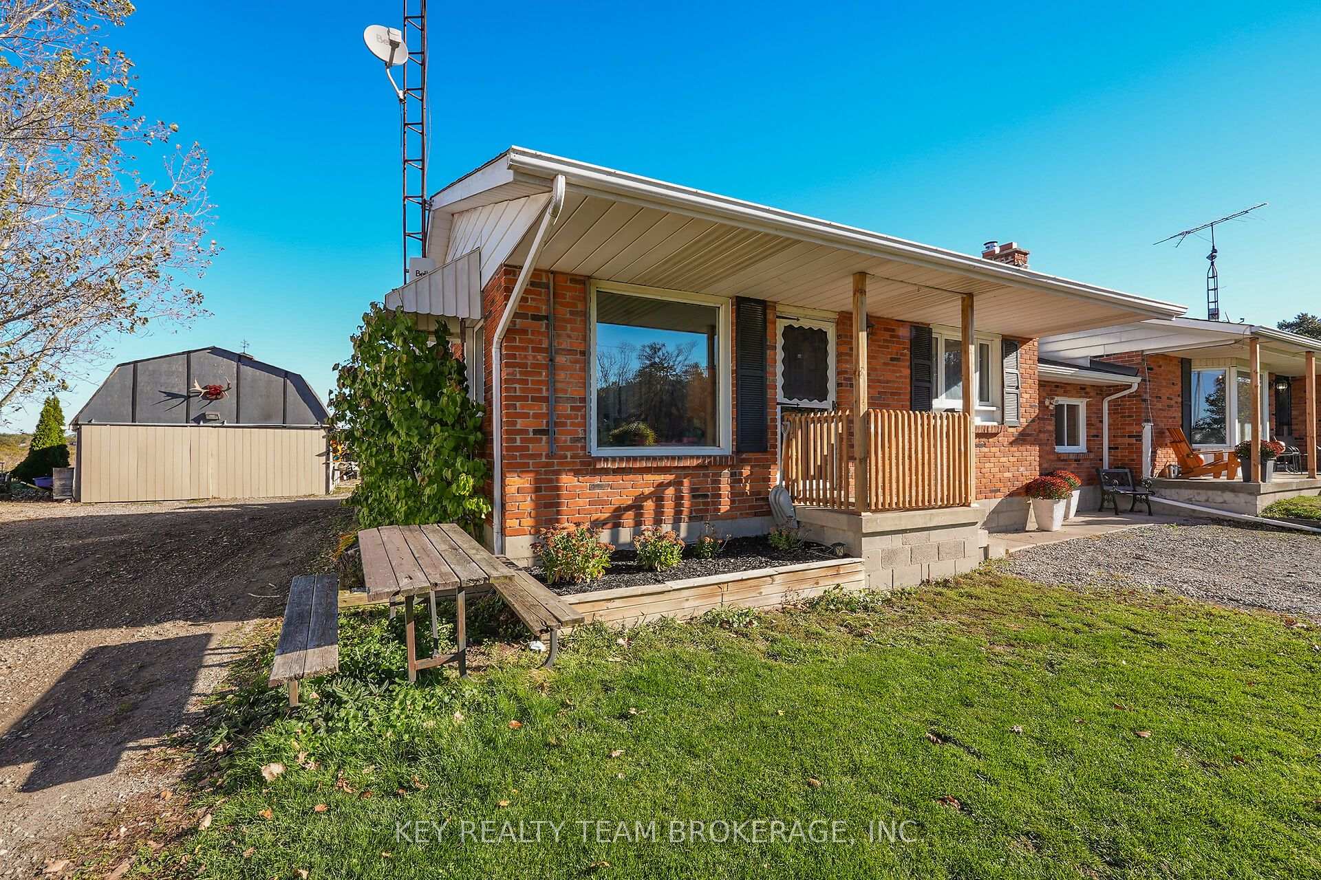 Photo 4 of 3216 Hall Road, Hamilton, Binbrook — HOMEH