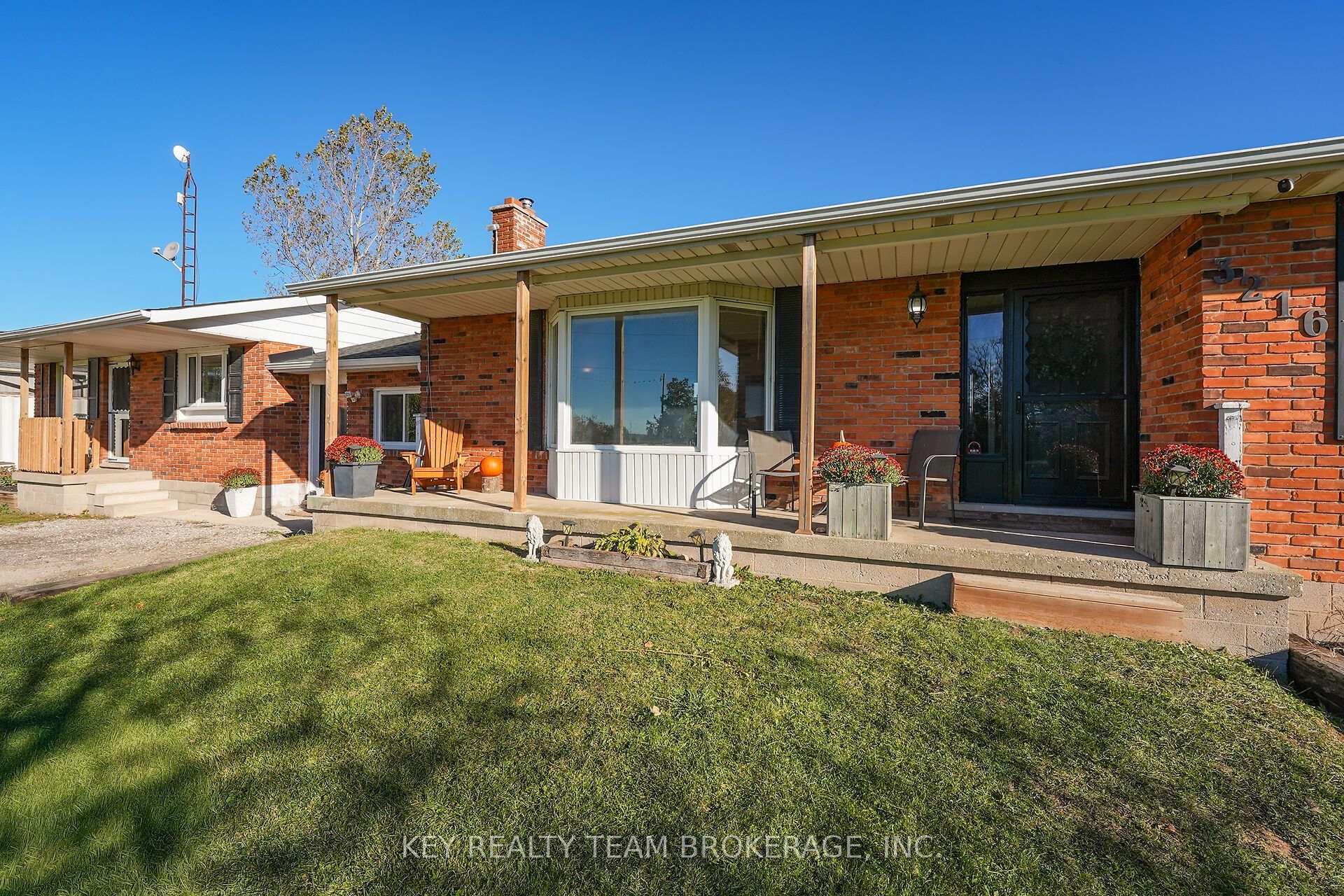 Photo 5 of 3216 Hall Road, Hamilton, Binbrook — HOMEH