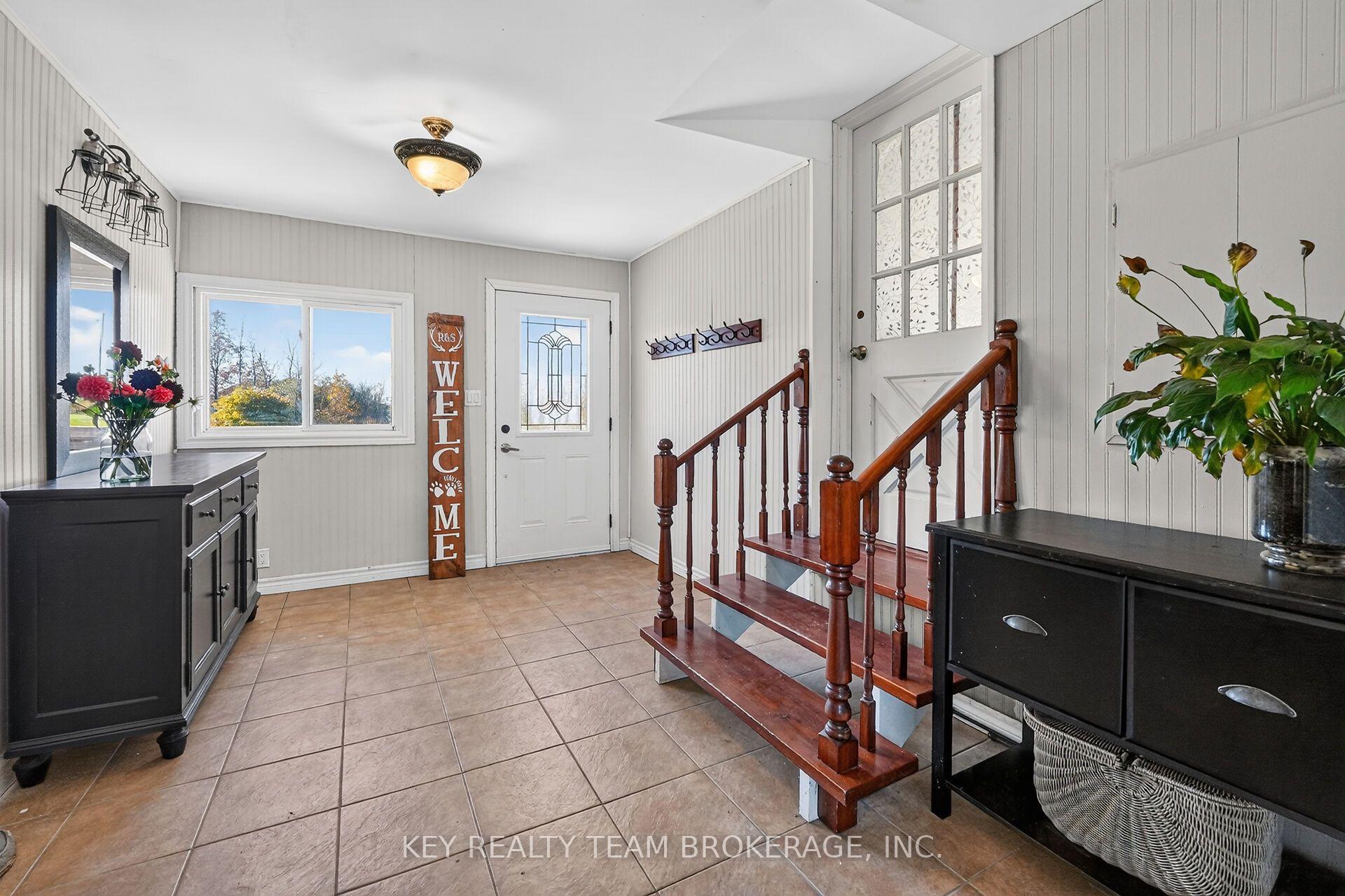 Photo 6 of 3216 Hall Road, Hamilton, Binbrook — HOMEH