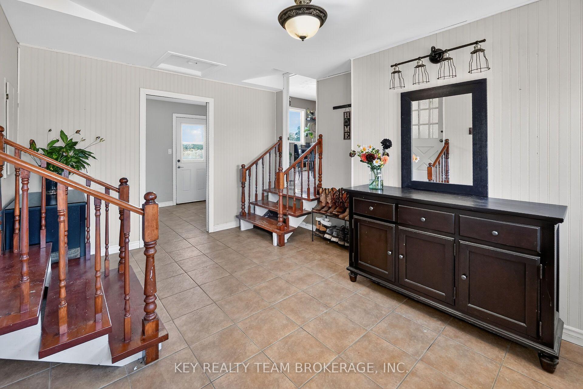 Photo 7 of 3216 Hall Road, Hamilton, Binbrook — HOMEH