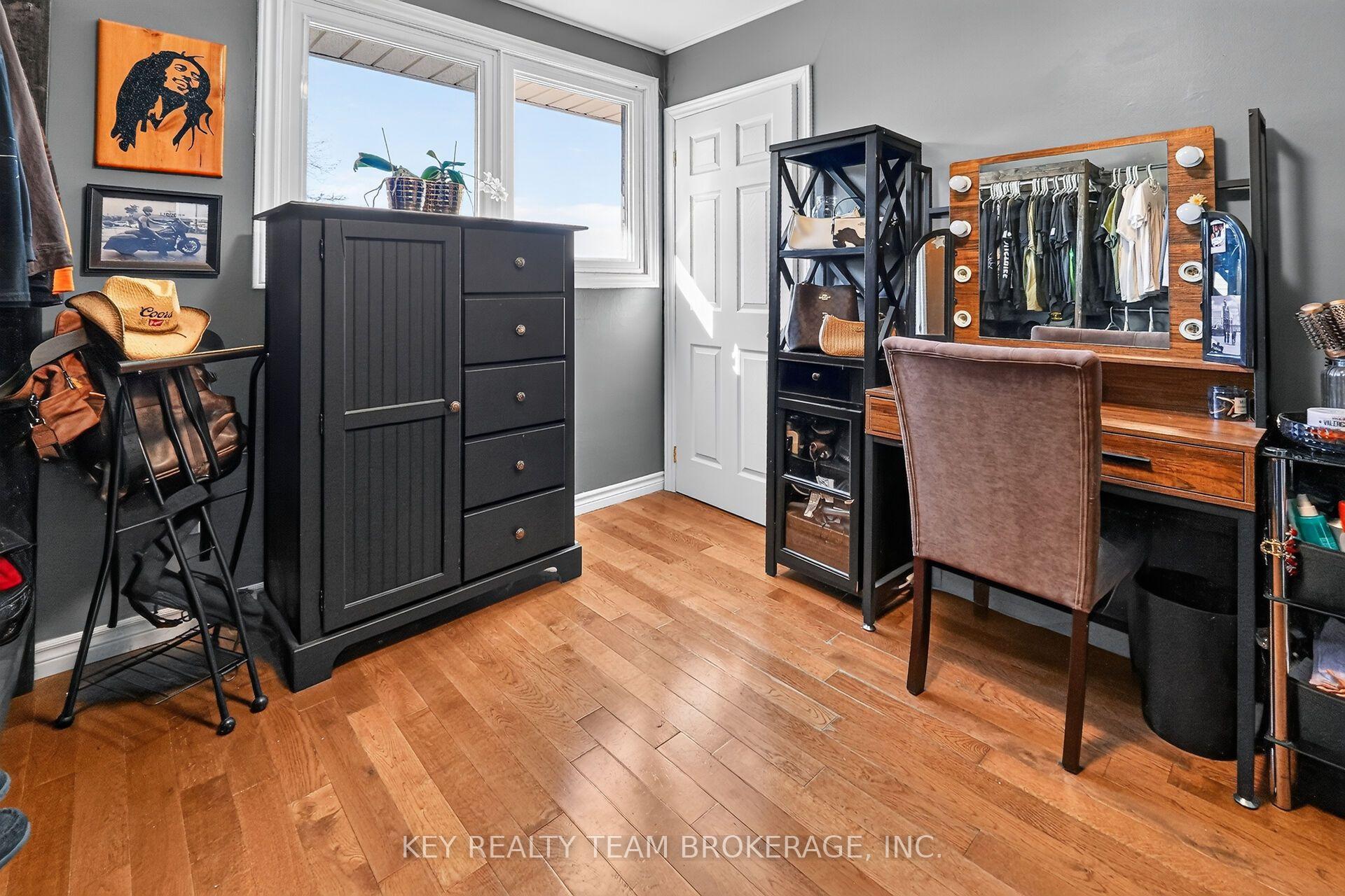 Photo 23 of 3216 Hall Road, Hamilton, Binbrook — HOMEH