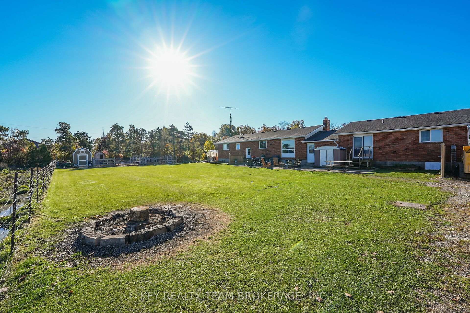 Photo 46 of 3216 Hall Road, Hamilton, Binbrook — HOMEH