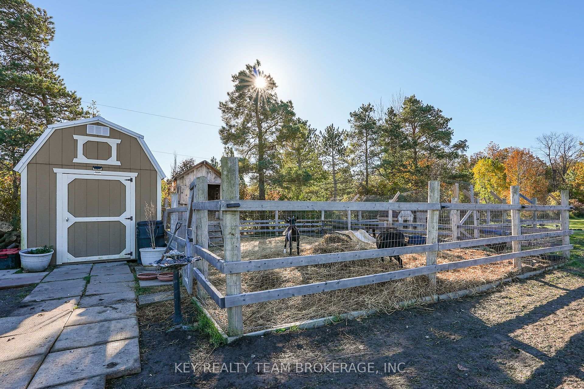Photo 47 of 3216 Hall Road, Hamilton, Binbrook — HOMEH