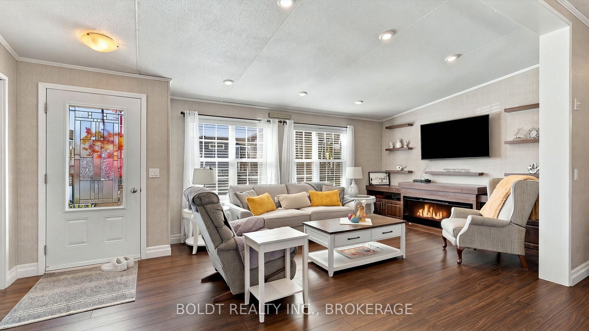 Photo 10 of Unit Ash 31, 4449 Milburough Line, Burlington, Rural Burlington — HOMEH