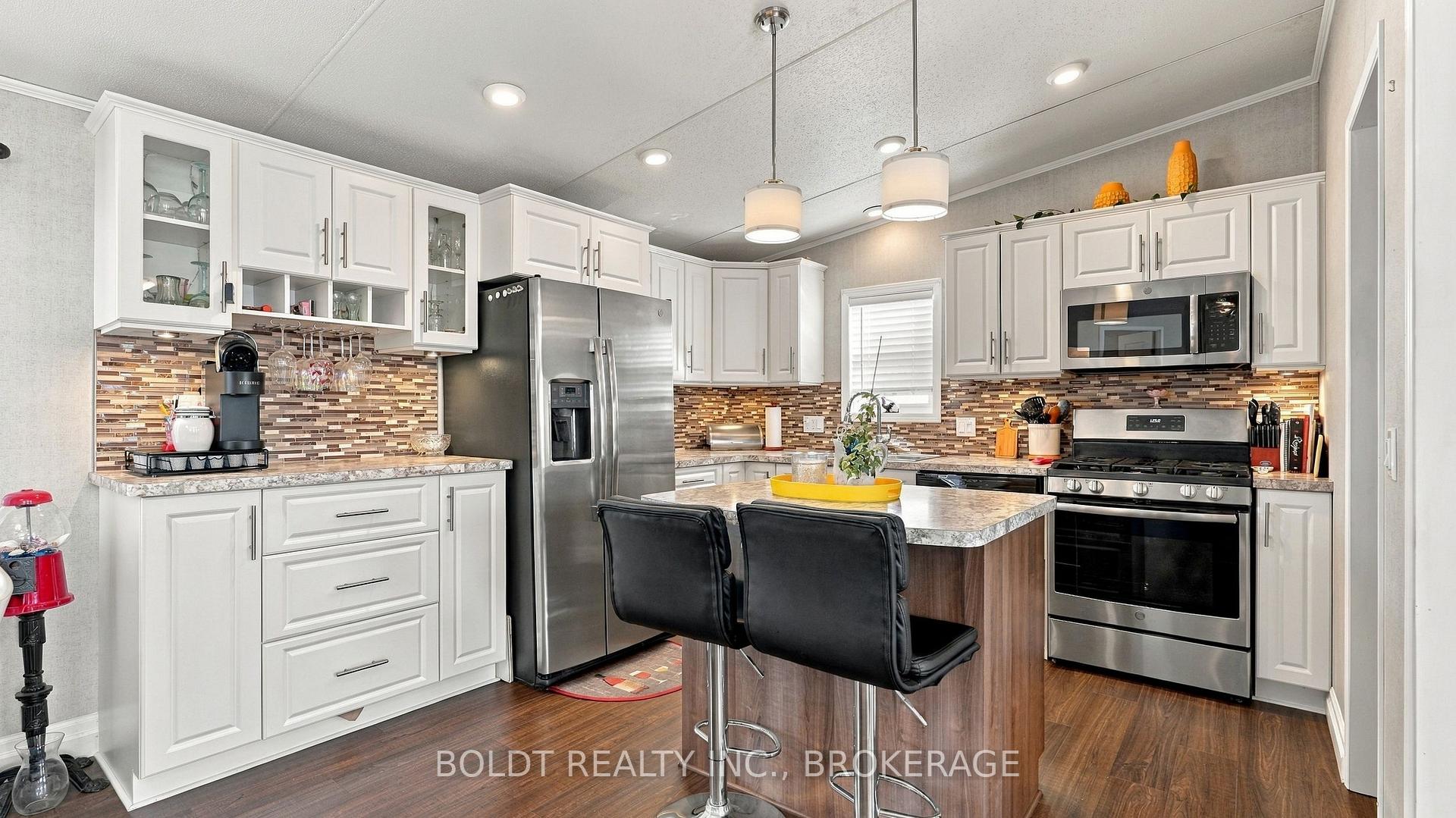 Photo 18 of Unit Ash 31, 4449 Milburough Line, Burlington, Rural Burlington — HOMEH