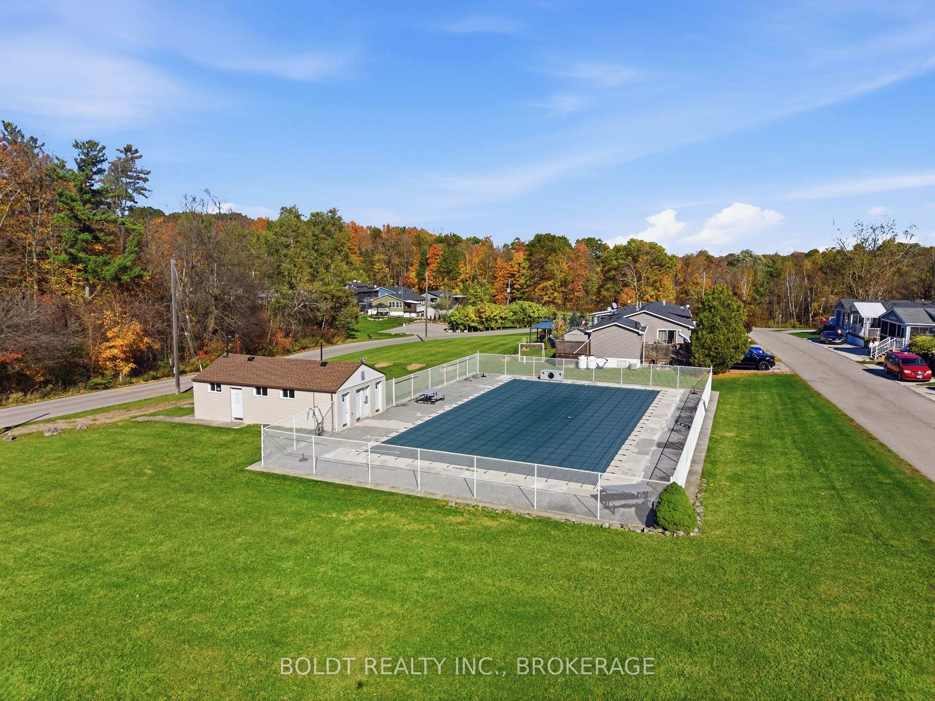 Photo 45 of Unit Ash 31, 4449 Milburough Line, Burlington, Rural Burlington — HOMEH