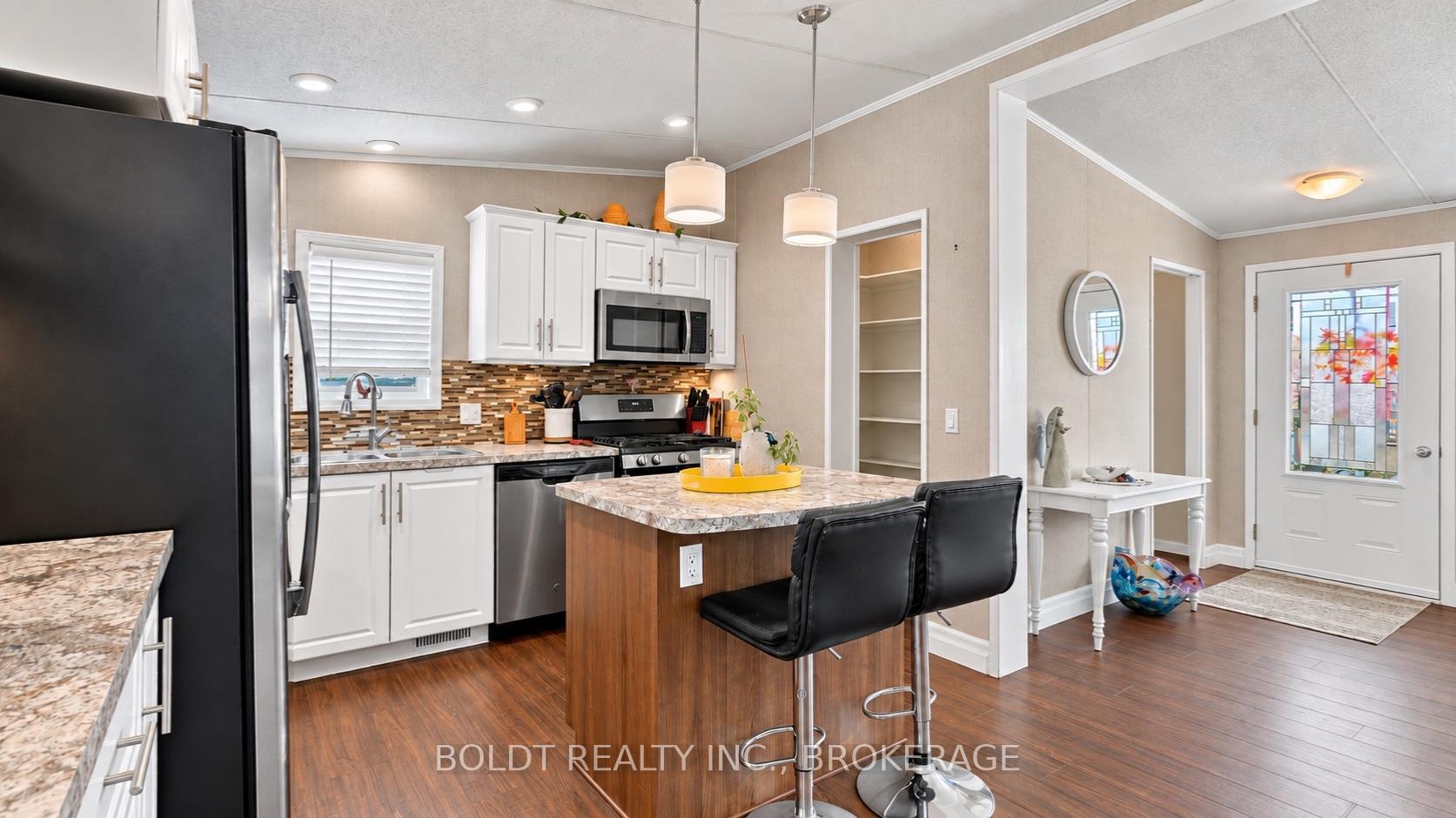Photo 20 of Unit Ash 31, 4449 Milburough Line, Burlington, Rural Burlington — HOMEH