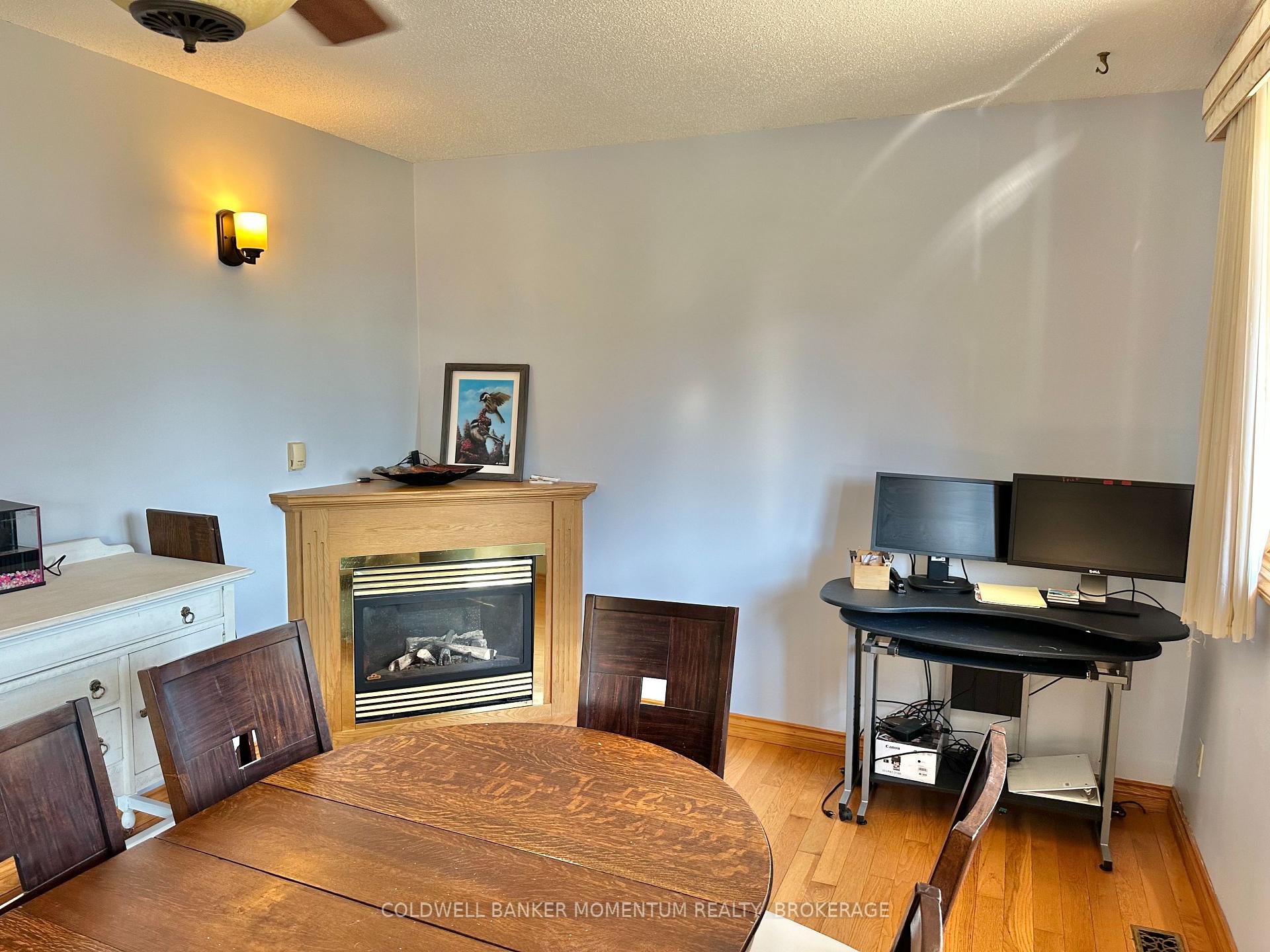 Photo 9 of 38 Mann Avenue, Norfolk, Simcoe — HOMEH