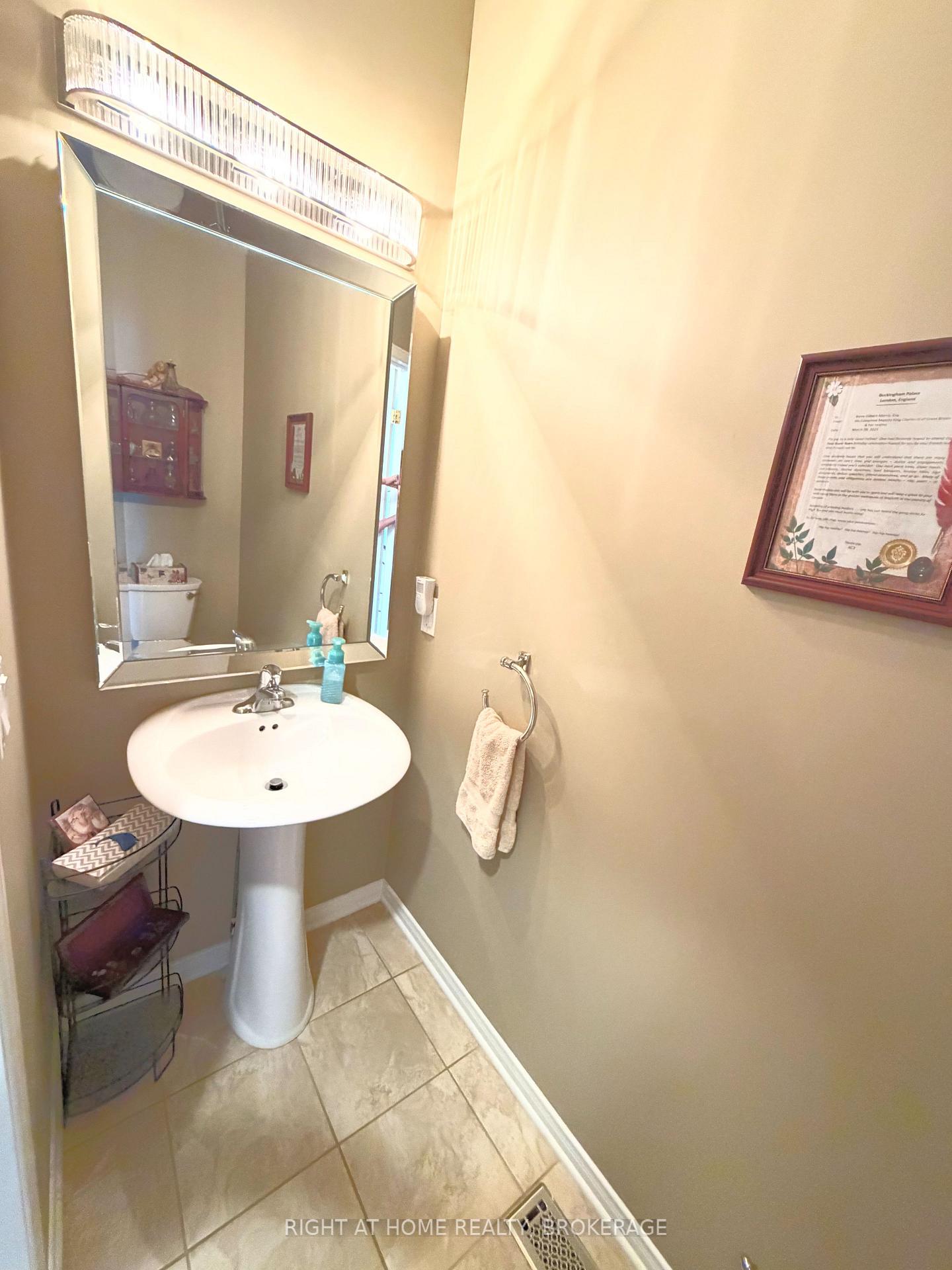 Photo 13 of Unit 40, 40 Stornoway Crescent, Huron East, Egmondville — HOMEH