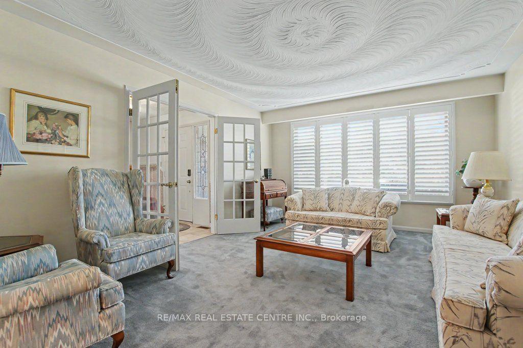 Photo 10 of 57 Trailview Drive, Kitchener — HOMEH