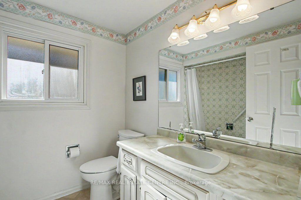 Photo 26 of 57 Trailview Drive, Kitchener — HOMEH