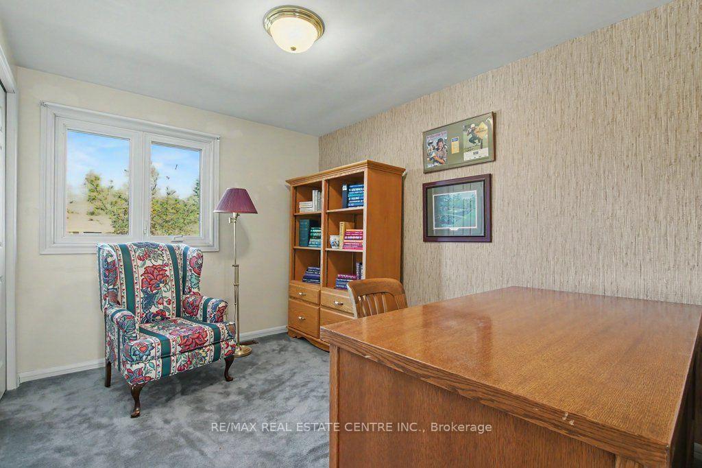 Photo 27 of 57 Trailview Drive, Kitchener — HOMEH