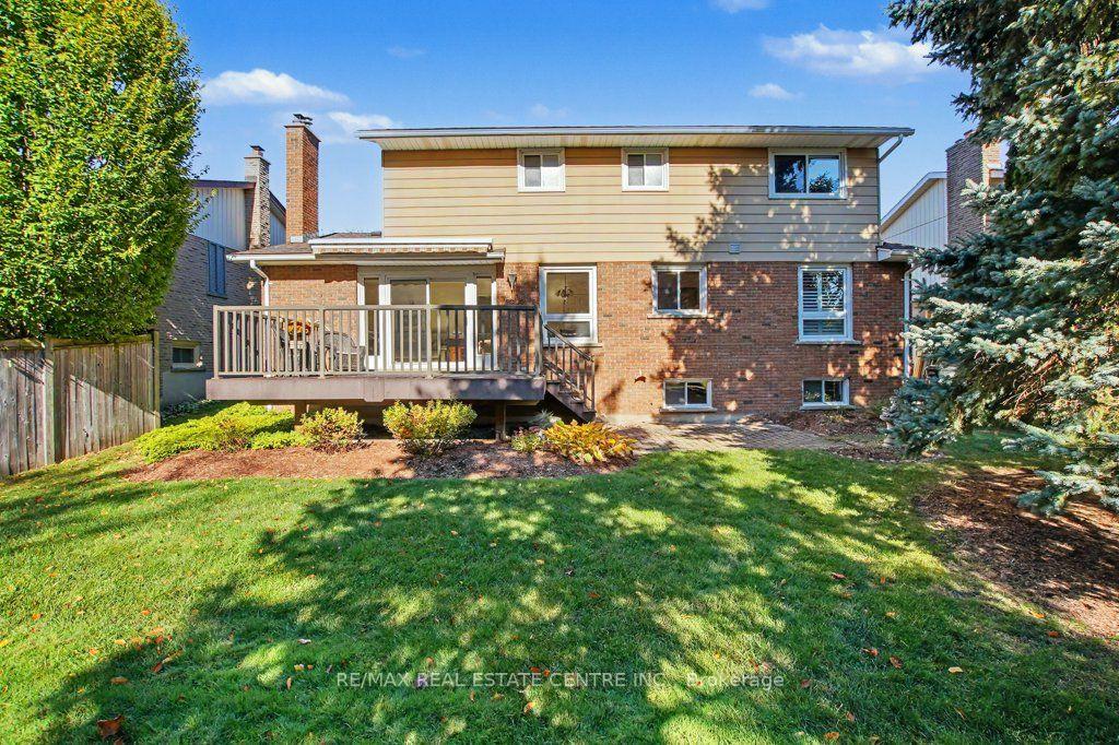 Photo 38 of 57 Trailview Drive, Kitchener — HOMEH
