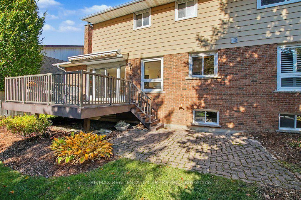 Photo 39 of 57 Trailview Drive, Kitchener — HOMEH